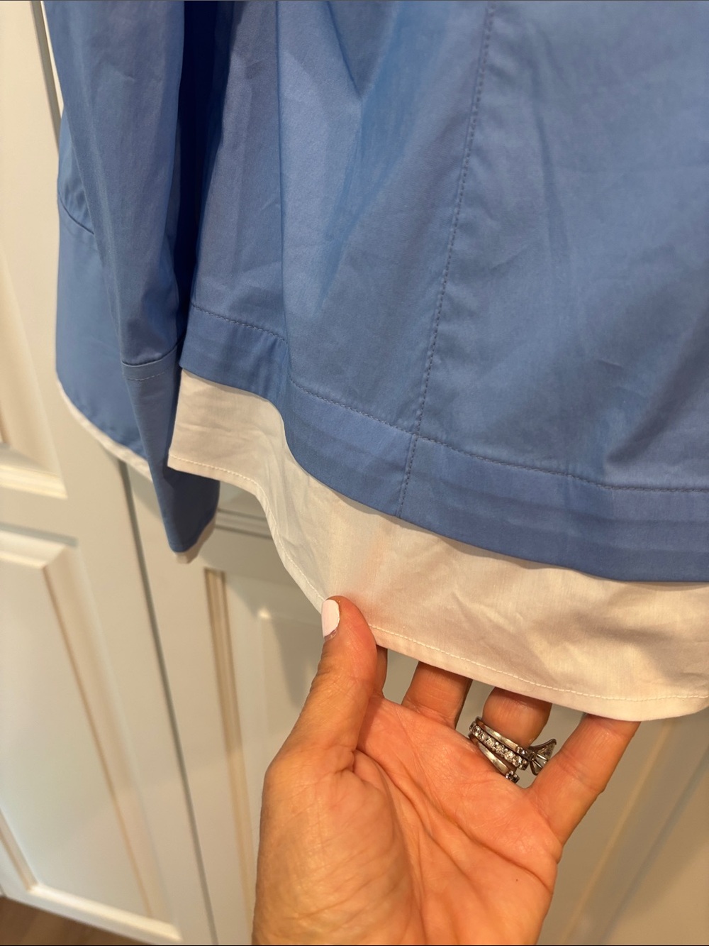 NWT Veronica Beard Button-Down Shirt with White Contrast Trim - Picture 12 of 16